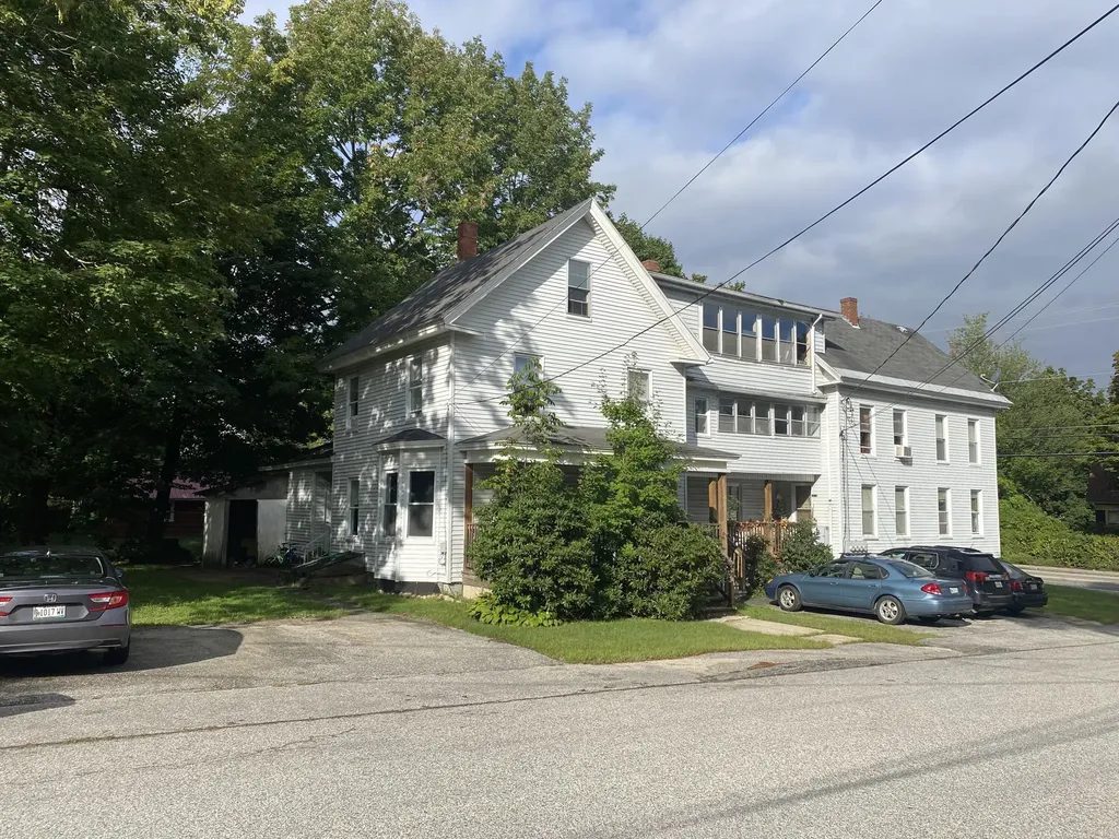 430 Court Street Auburn ME 04210