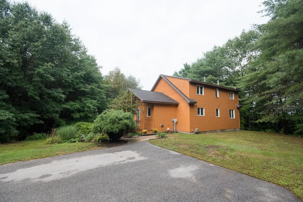 49 Rose Ridge Way Buxton ME 04093