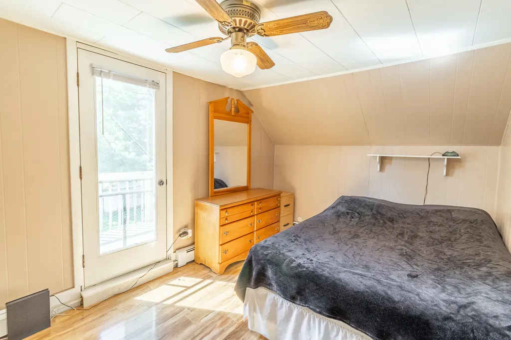 59 Randall Road Lewiston ME 04240