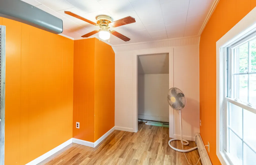 59 Randall Road Lewiston ME 04240