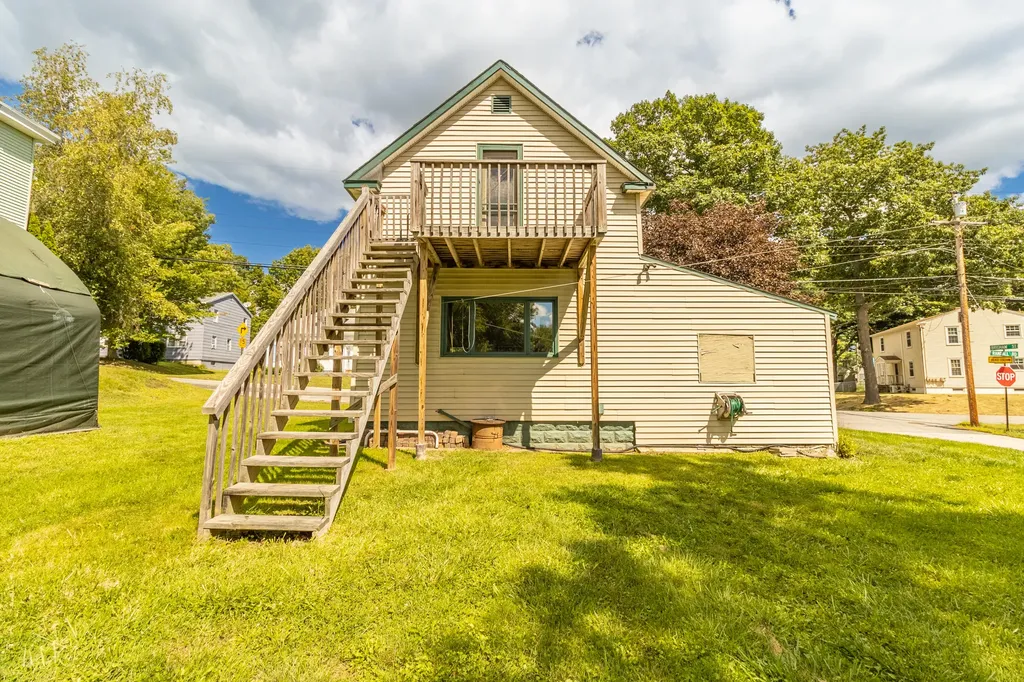 59 Randall Road Lewiston ME 04240