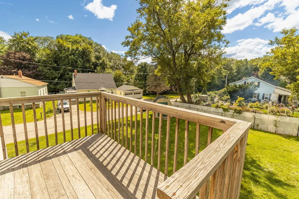 59 Randall Road Lewiston ME 04240