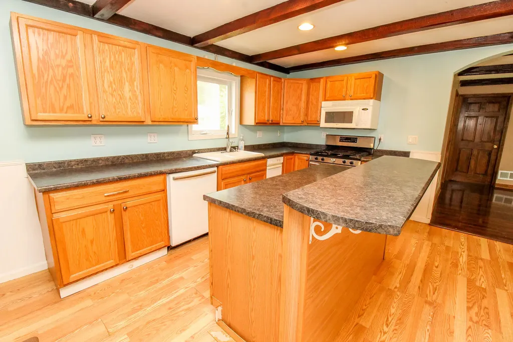 387 Old County Road Hampden ME 04444