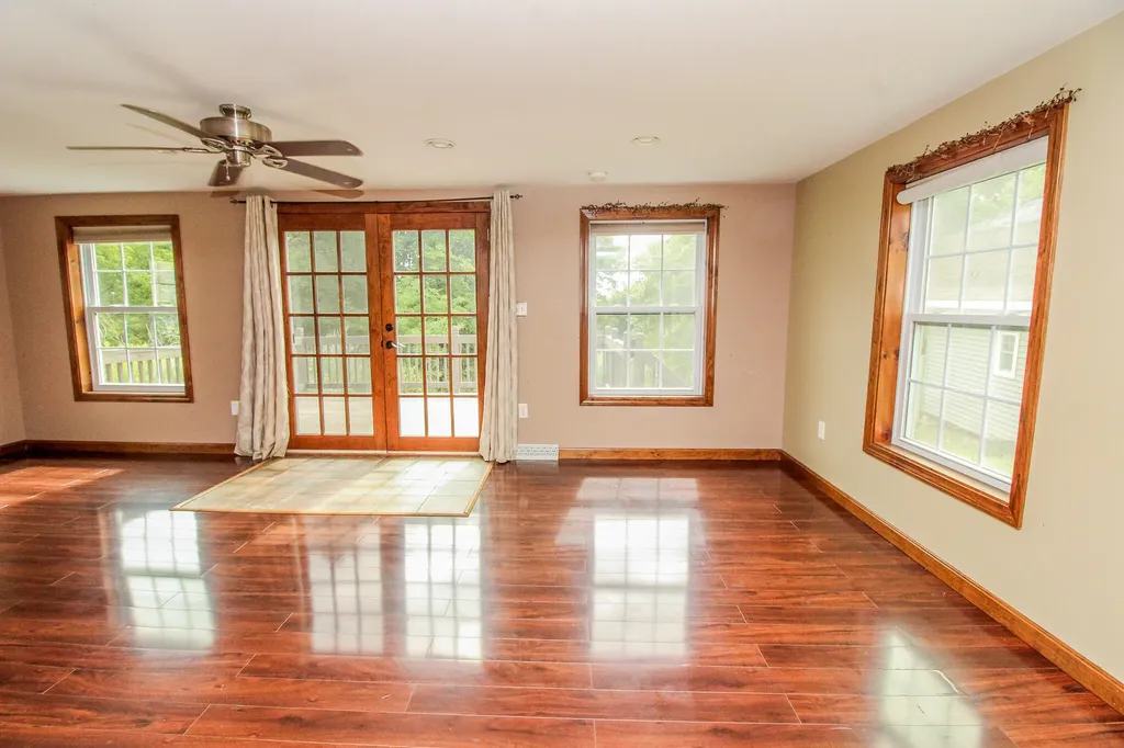 387 Old County Road Hampden ME 04444
