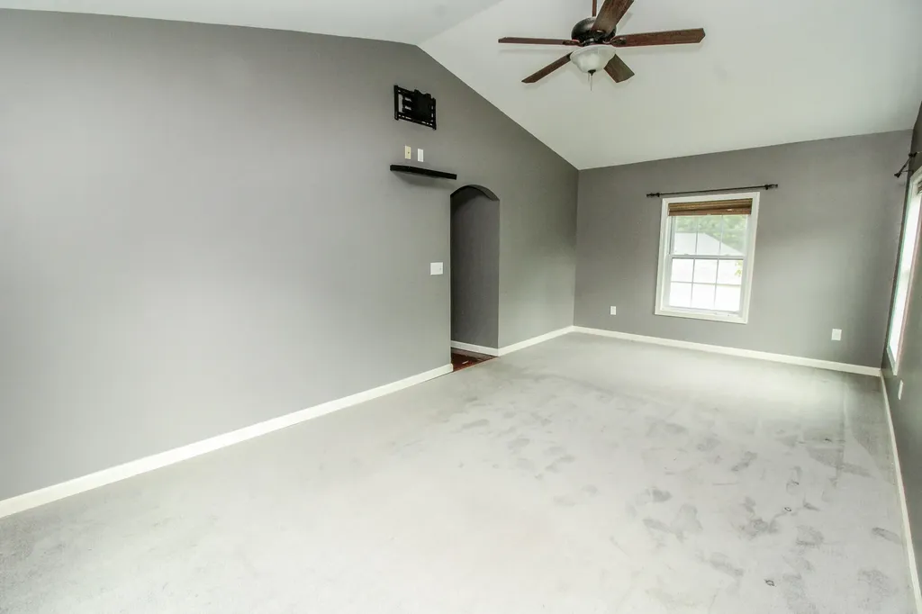387 Old County Road Hampden ME 04444