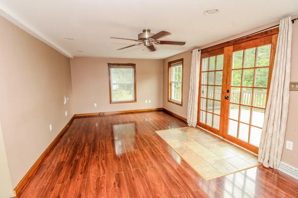 387 Old County Road Hampden ME 04444