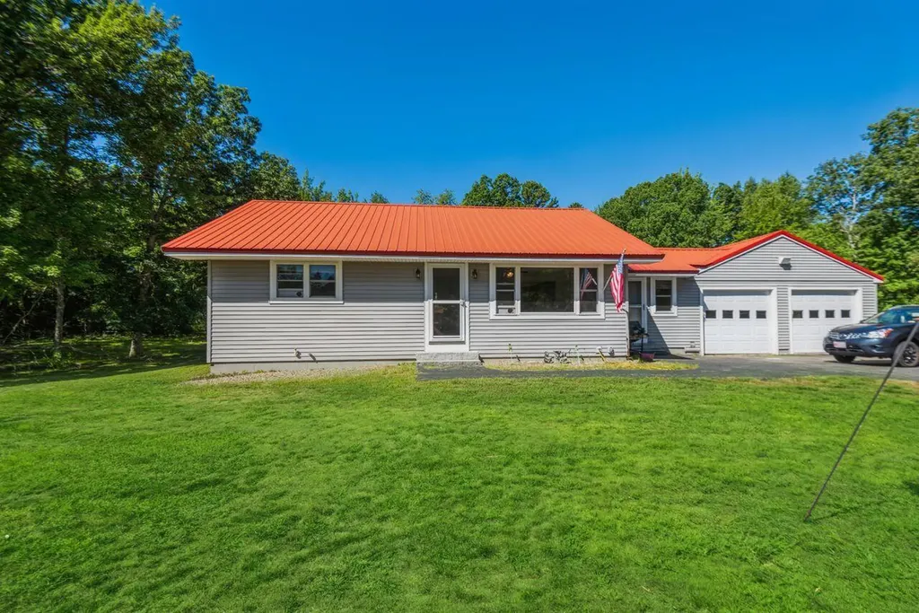 289 Country Club Road Sanford ME 04073
