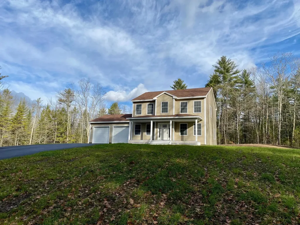 55 Waterman Road Buxton ME 04093