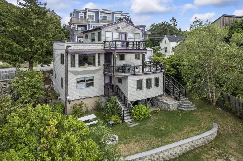 134 Sheridan Street Portland ME 04101