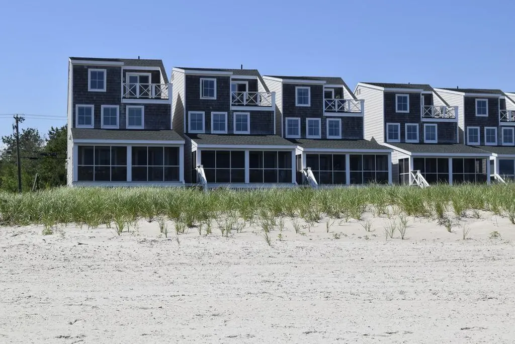 193 E Grand Avenue Old Orchard Beach ME 04064