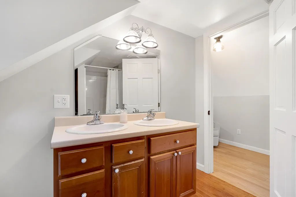 4 Greenleaf Street Brunswick ME 04011