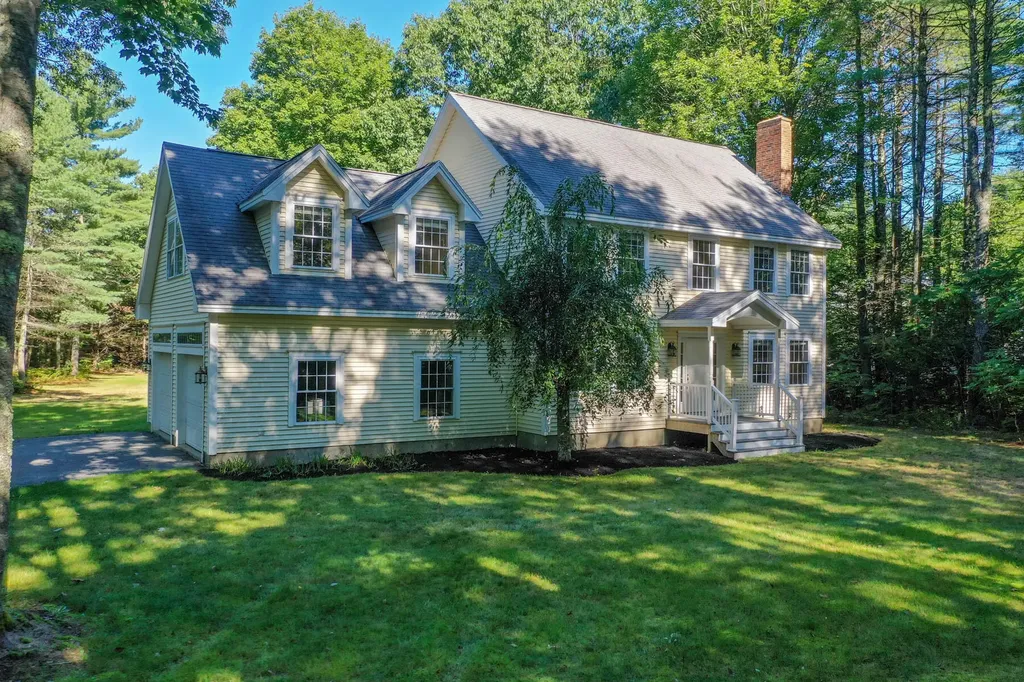 261 Holmes Road Scarborough ME 04074