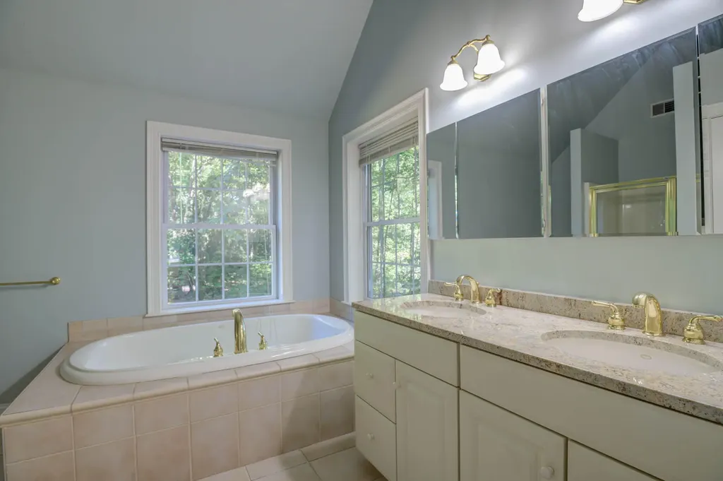 261 Holmes Road Scarborough ME 04074
