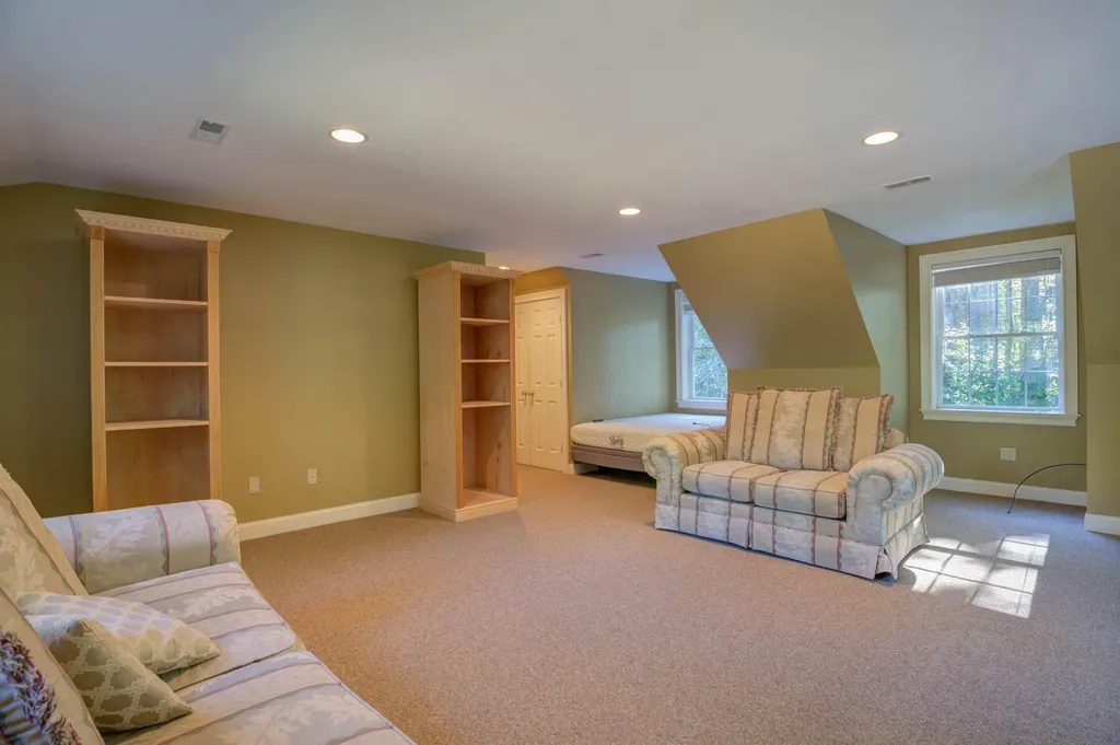 261 Holmes Road Scarborough ME 04074