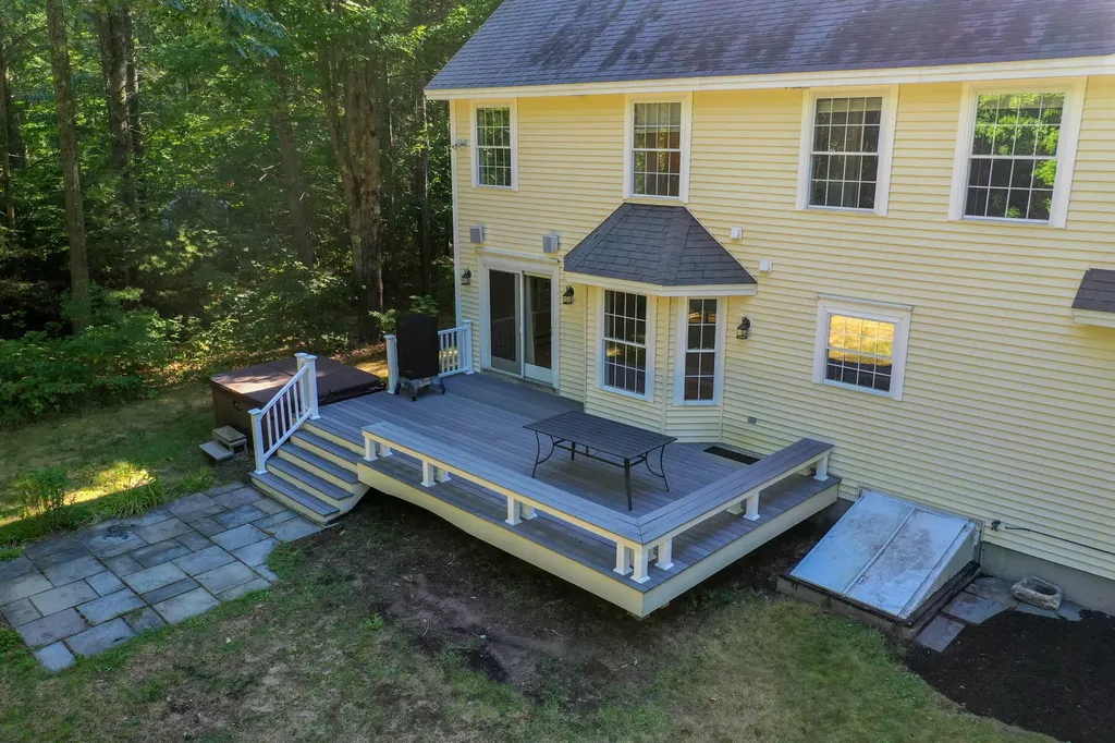 261 Holmes Road Scarborough ME 04074
