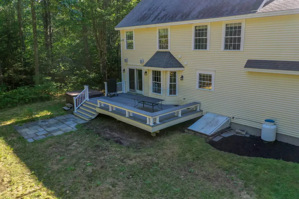 261 Holmes Road Scarborough ME 04074