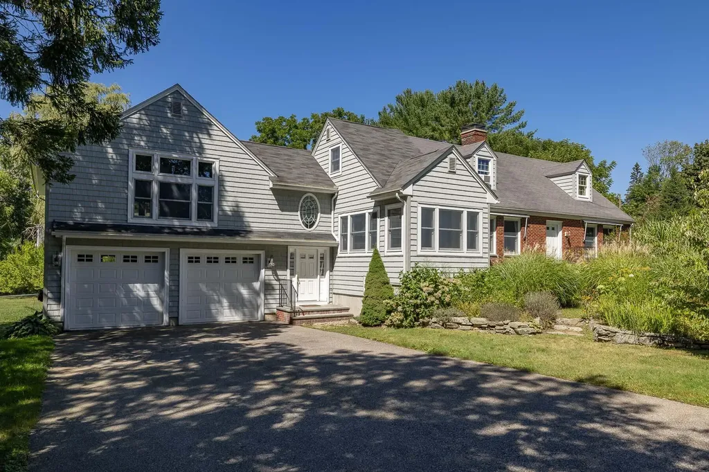 7 Tilton Avenue Kittery ME 03904