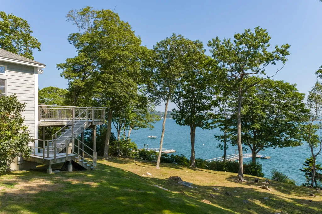 21 Cribstone View Road Harpswell ME 04079