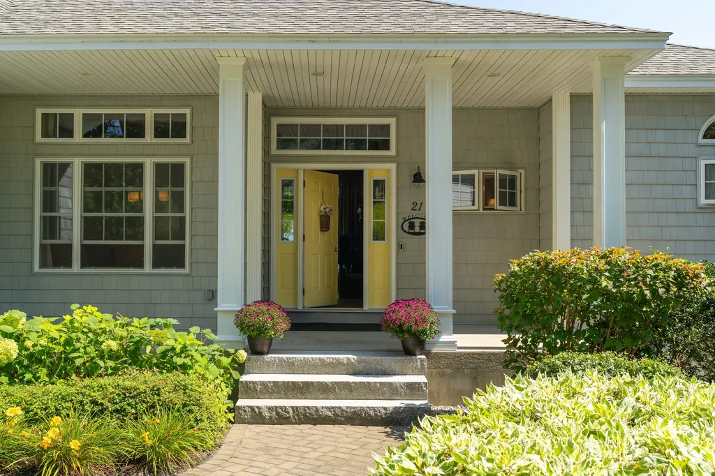 21 Cribstone View Road Harpswell ME 04079