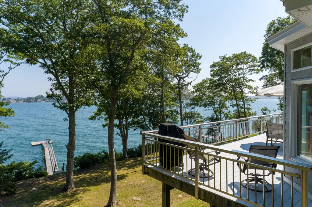 21 Cribstone View Road Harpswell ME 04079