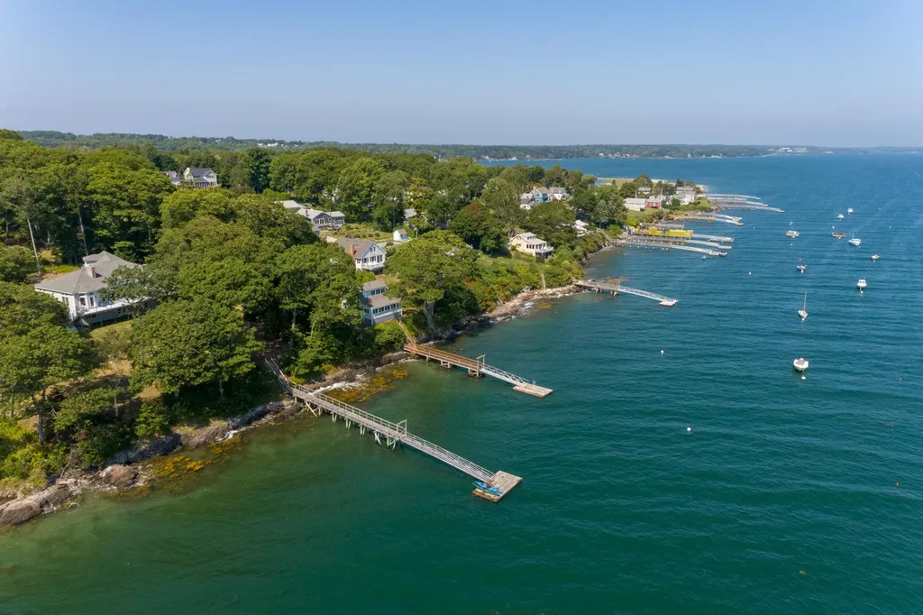 21 Cribstone View Road Harpswell ME 04079