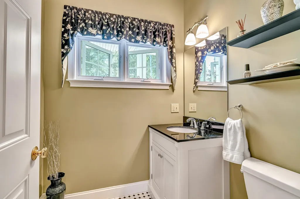 21 Cribstone View Road Harpswell ME 04079