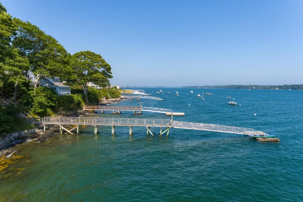 21 Cribstone View Road Harpswell ME 04079