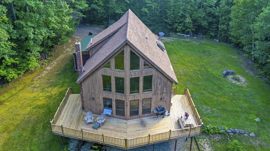 101 Perley Road Naples ME 04055