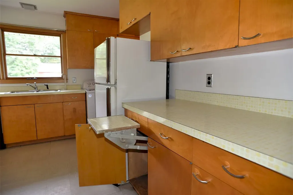 68 Coburn Avenue Skowhegan ME 04976
