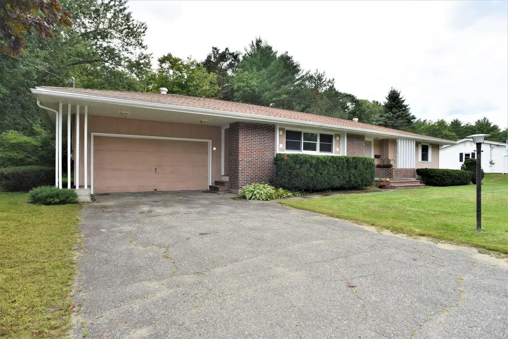 68 Coburn Avenue Skowhegan ME 04976