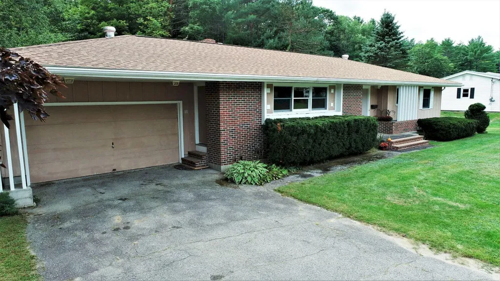 68 Coburn Avenue Skowhegan ME 04976