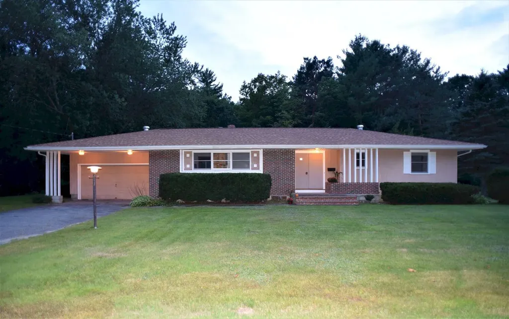 68 Coburn Avenue Skowhegan ME 04976