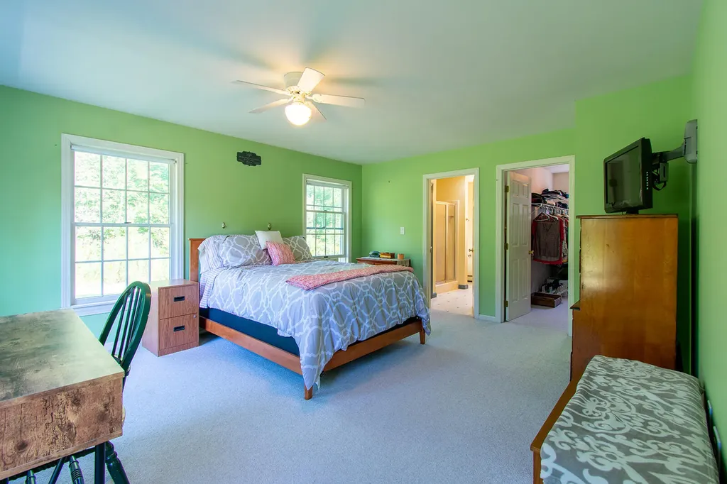 30 Kathys Lane Rockport ME 04856