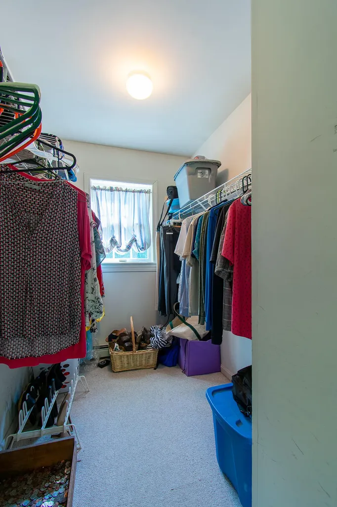 30 Kathys Lane Rockport ME 04856
