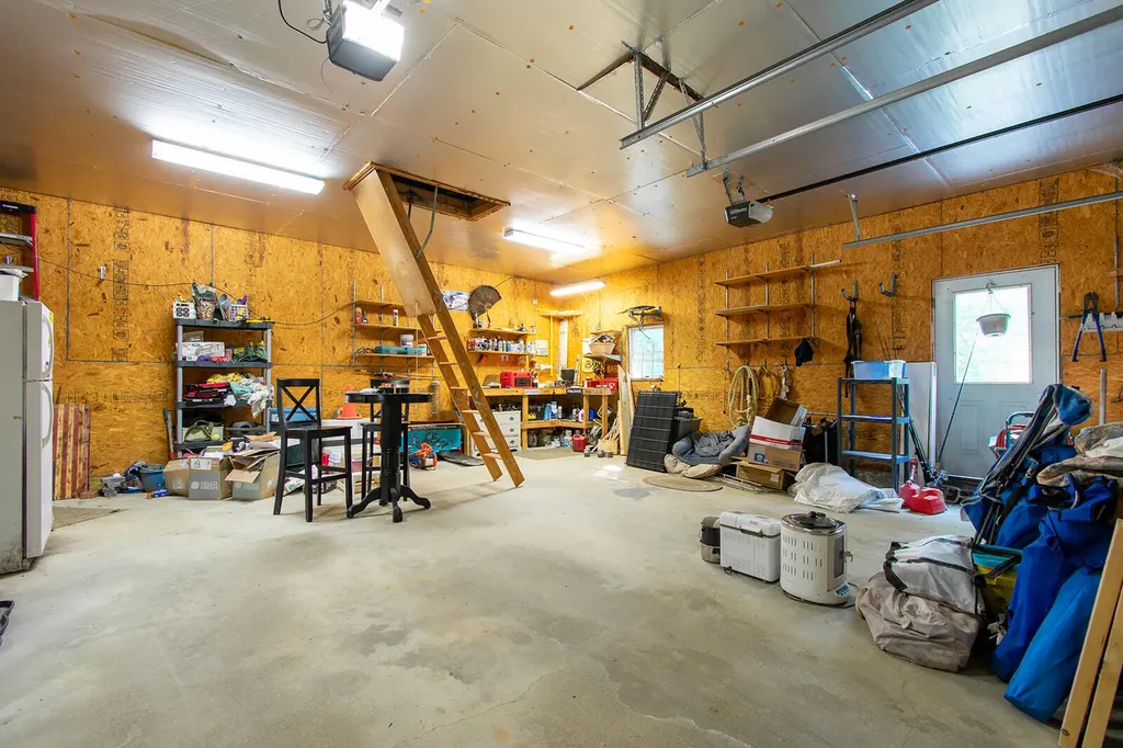 30 Kathys Lane Rockport ME 04856