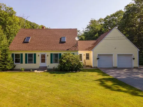 30 Kathys Lane Rockport ME 04856