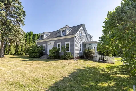 667 Ocean Avenue Portland ME 04103