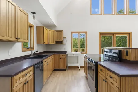 122 Torrey Road Poland ME 04274