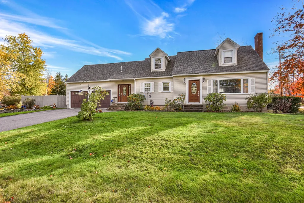 11 Robert Street Winslow ME 04901