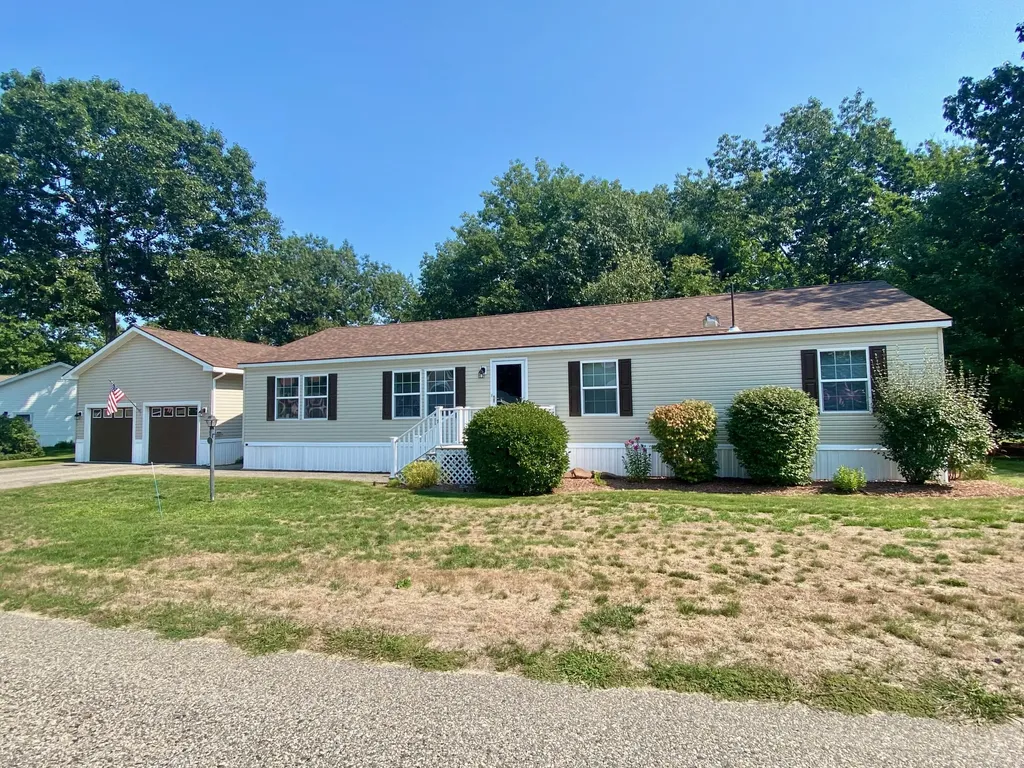 7 Candlewood Drive Lyman ME 04002