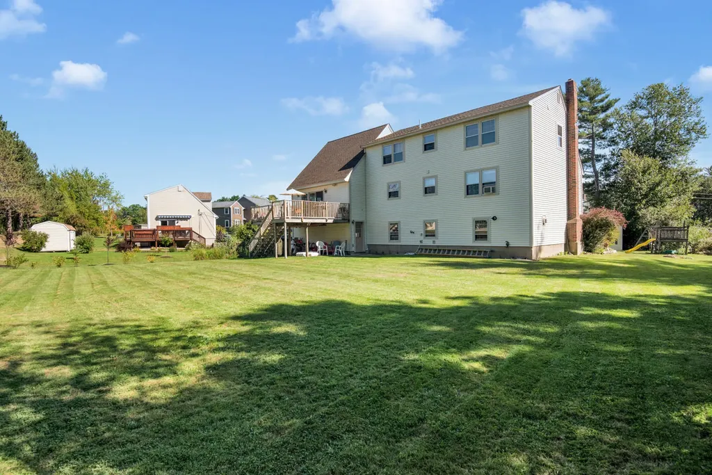 4 Pheasant Court York ME 03909