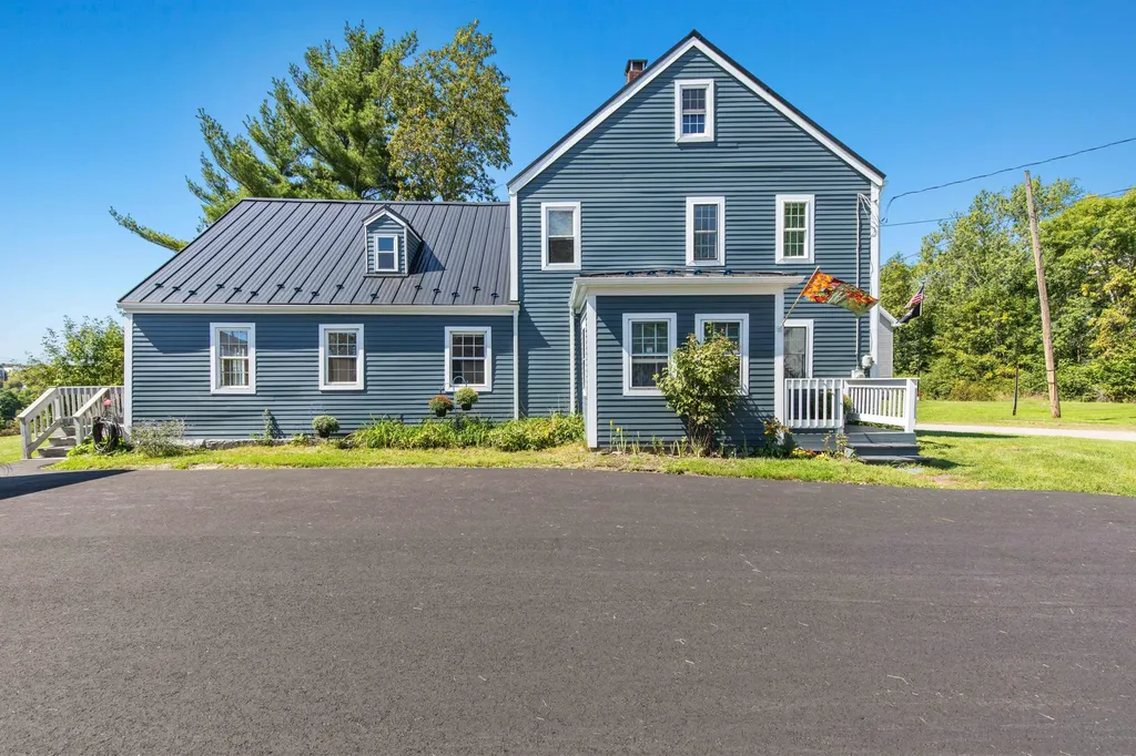 15 Bartlett Street Saco ME 04072