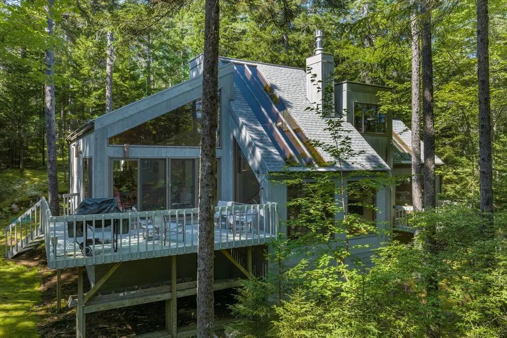 17 Schoolhouse Ledge Road Mount Desert ME 04662
