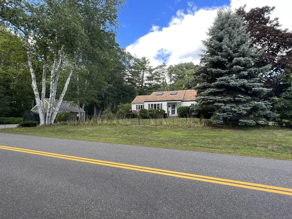 1320 Meetinghouse Road Wells ME 04090
