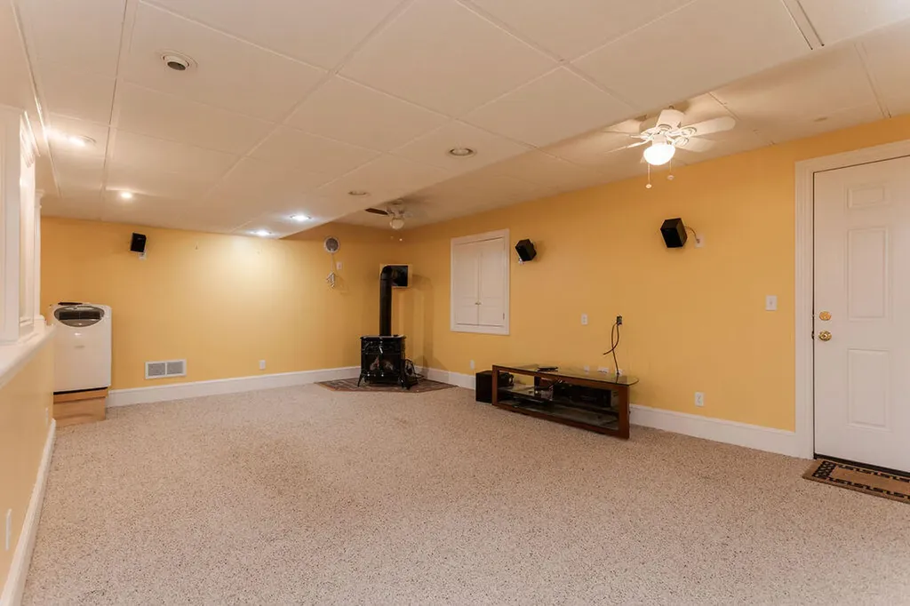 156 Birch Hill Road York ME 03909