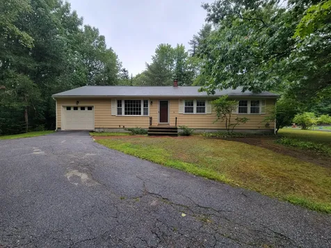 18 Sequoia Drive Freeport ME 04032