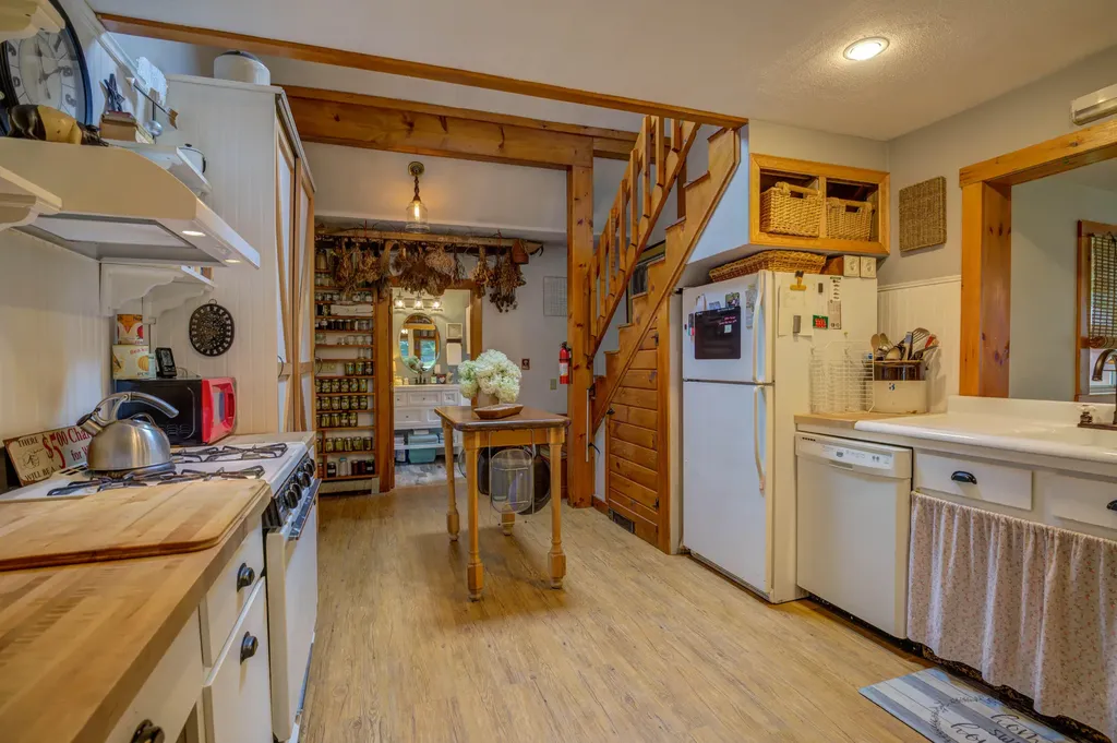 682 Redding Road Sumner ME 04292