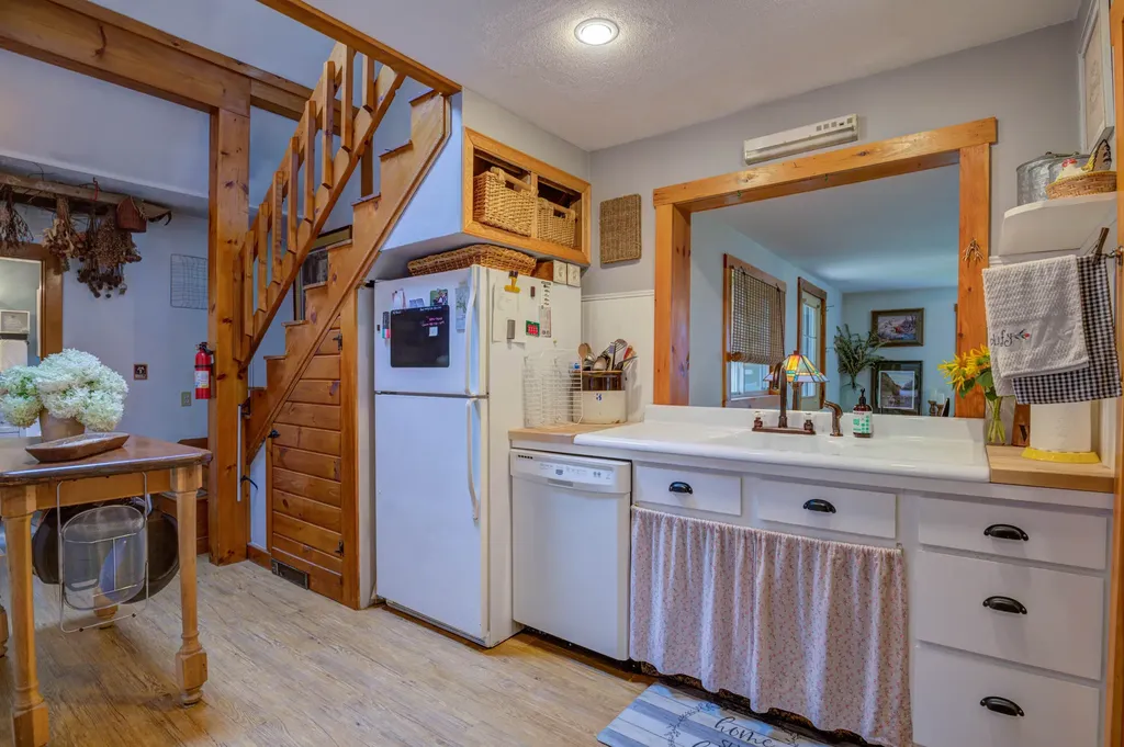 682 Redding Road Sumner ME 04292