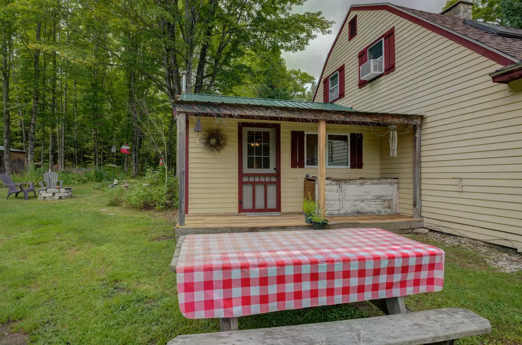 682 Redding Road Sumner ME 04292