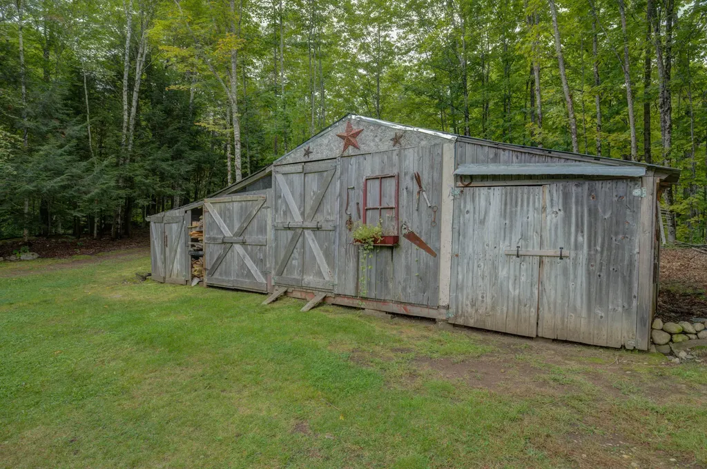 682 Redding Road Sumner ME 04292